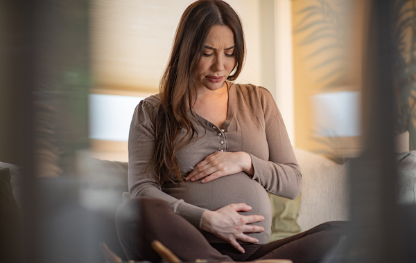 Pregnant Wife Opens the Door—What She Finds Waiting Leaves Everyone Speechless